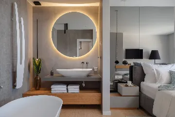 Modern Seaside Villa with Pool in Jezera