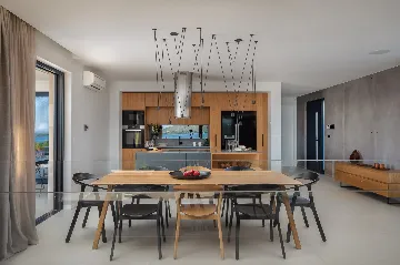 Modern Seaside Villa with Pool in Jezera