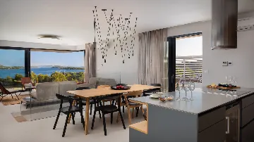 Modern Seaside Villa with Pool in Jezera