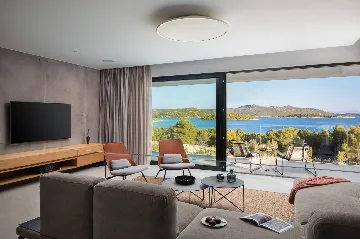 Modern Seaside Villa with Pool in Jezera