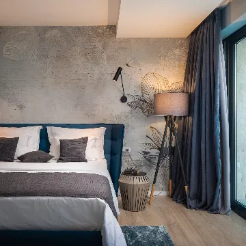 Modern Seaside Villa with Pool in Jezera