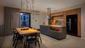 Modern Seaside Villa with Pool in Jezera