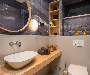 Modern Seaside Villa with Pool in Jezera