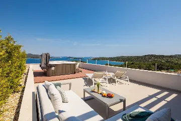 Contemporary Villa Complex With Pools, Jezera