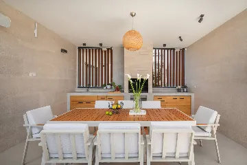 Contemporary Villa Complex With Pools, Jezera