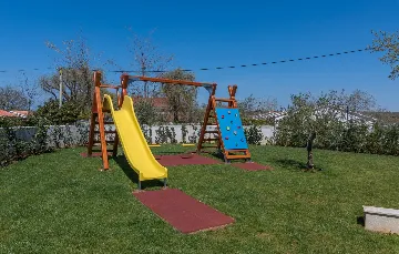 Spacious Family Villa with Pool in Poreč