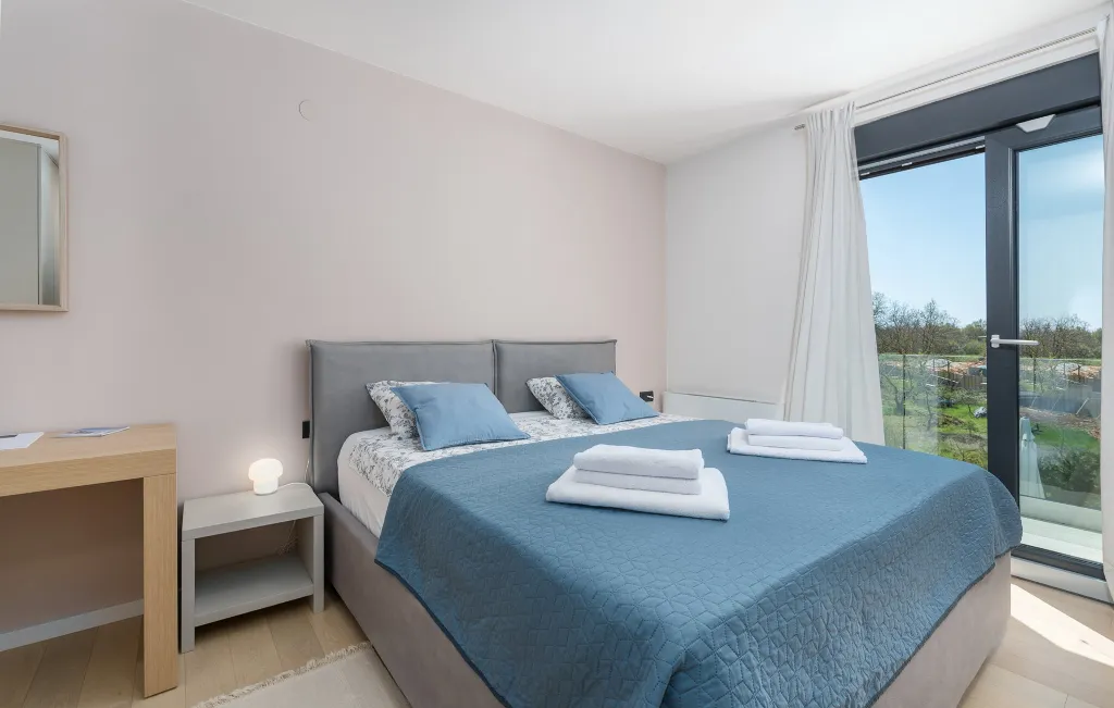 Spacious Family Villa with Pool in Poreč