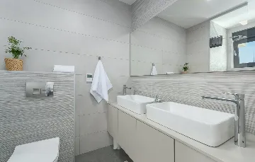 Spacious Family Villa with Pool in Poreč