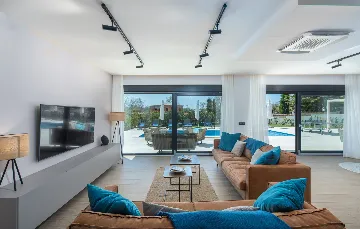 Spacious Family Villa with Pool in Poreč