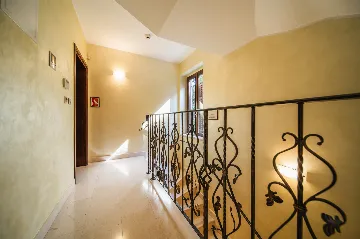 Seaside Family Villa with Pool in Dubrovnik