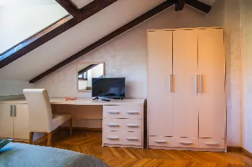 Seaside Family Villa with Pool in Dubrovnik