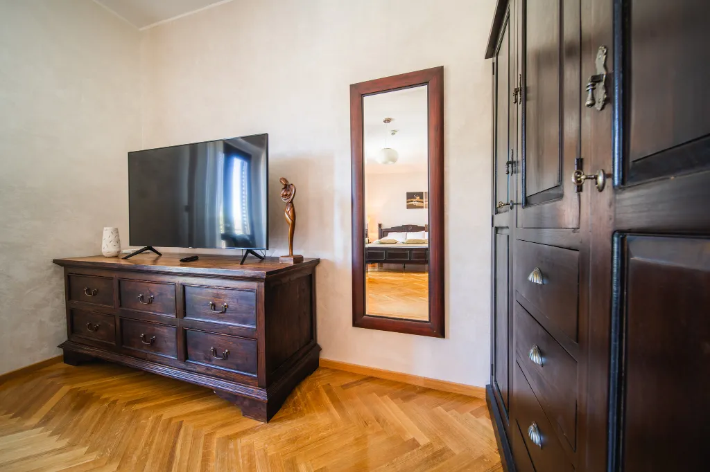 Seaside Family Villa with Pool in Dubrovnik