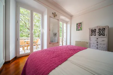 Heritage Stone Villa with Pool in Čilipi