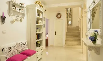 Contemporary Villa with Pool and Sea Views in Cavtat