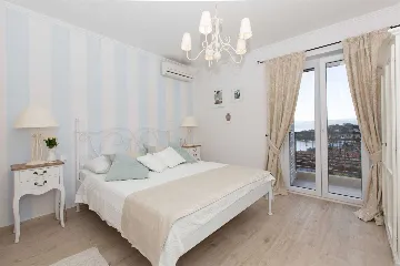 Contemporary Villa with Pool and Sea Views in Cavtat