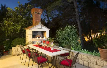 Contemporary Villa with Pool and Sea Views in Cavtat