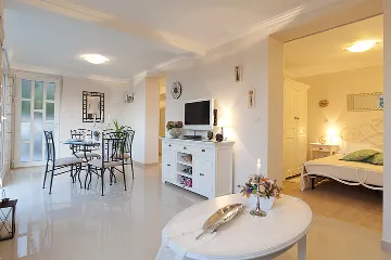 Contemporary Villa with Pool and Sea Views in Cavtat