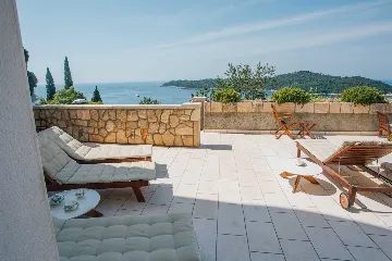 Elegant Heritage Villa with Pool in Dubrovnik