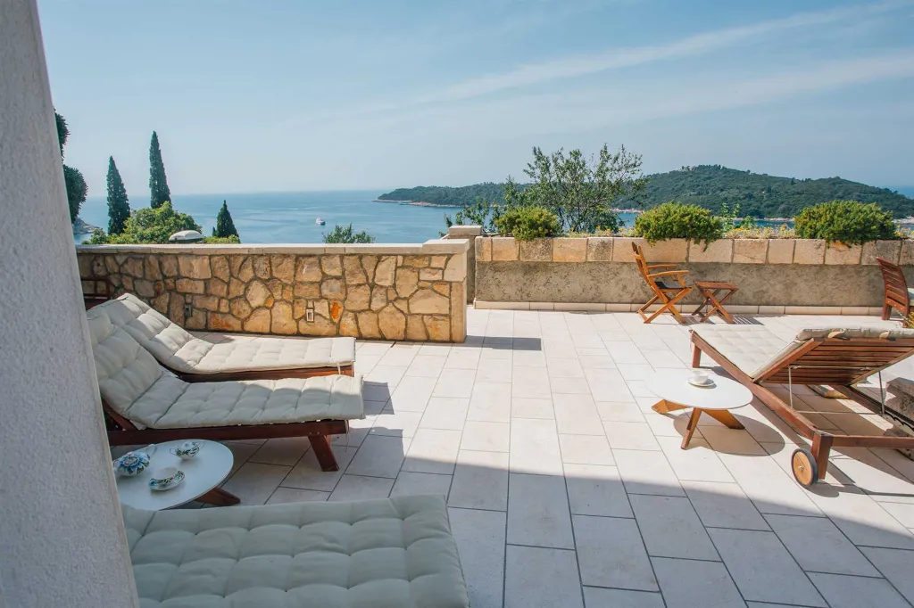 Elegant Heritage Villa with Pool in Dubrovnik