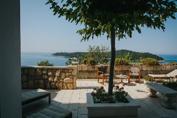 Elegant Heritage Villa with Pool in Dubrovnik