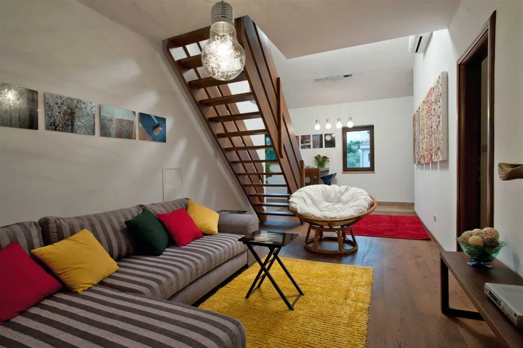 Elegant 5-Bedroom Villa with Pool in Trogir
