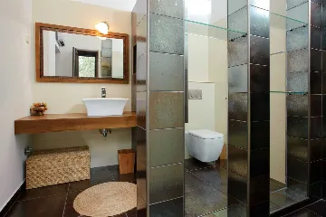 Elegant 5-Bedroom Villa with Pool in Trogir