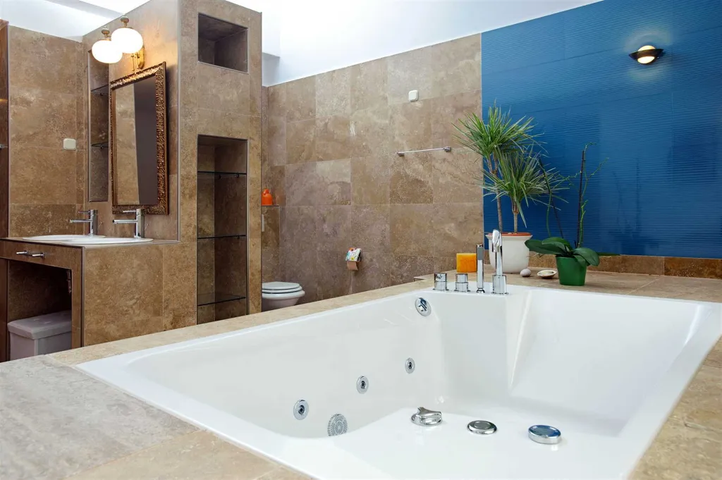 Elegant 5-Bedroom Villa with Pool in Trogir