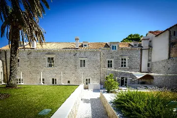 Elegant Heritage Villa with Pool in Zaton