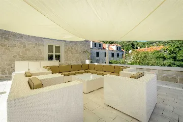 Elegant Heritage Villa with Pool in Zaton