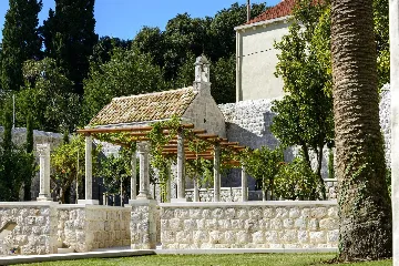 Elegant Heritage Villa with Pool in Zaton