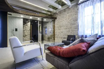 Elegant Heritage Villa with Pool in Zaton