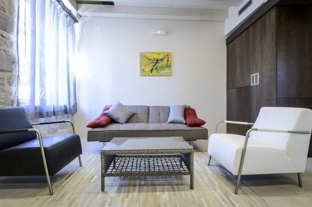 Elegant Heritage Villa with Pool in Zaton