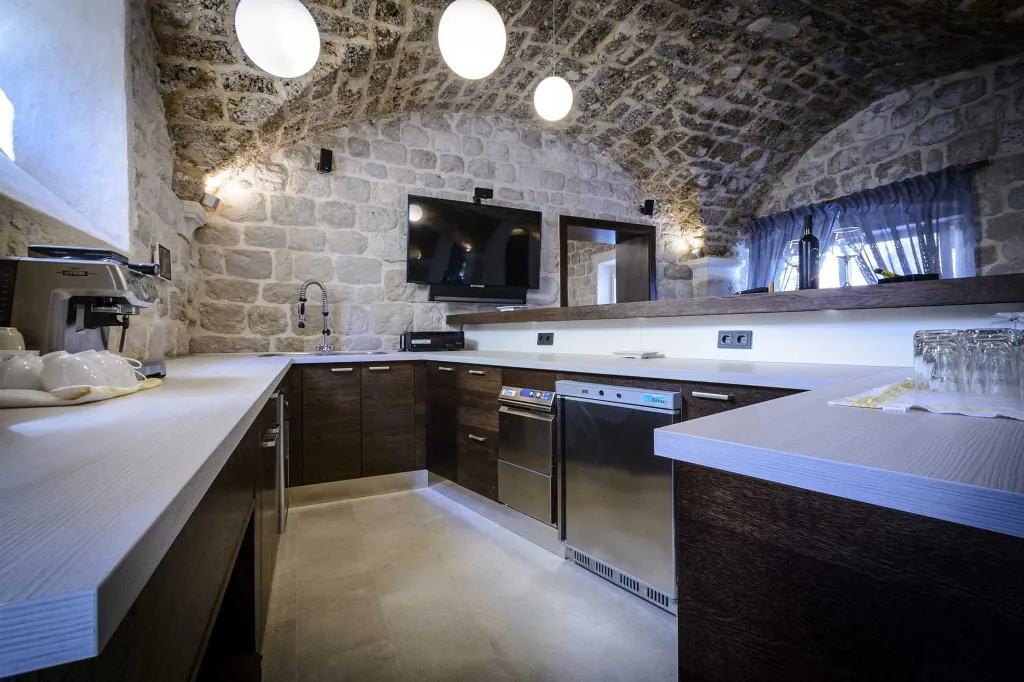 Elegant Heritage Villa with Pool in Zaton