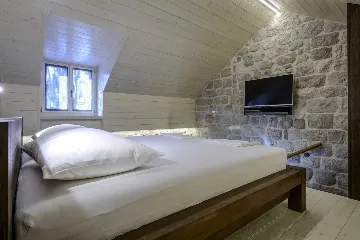 Elegant Heritage Villa with Pool in Zaton