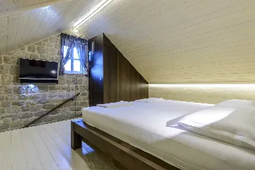 Elegant Heritage Villa with Pool in Zaton