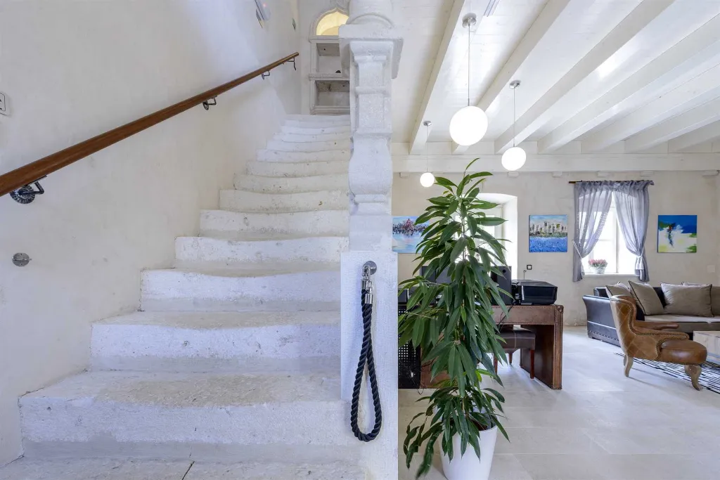 Elegant Heritage Villa with Pool in Zaton