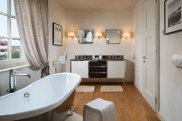 Family Villa with Pool in Vabriga