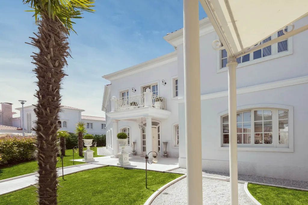 Family Villa with Pool in Vabriga
