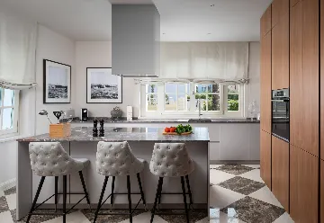 Family Villa with Pool in Vabriga