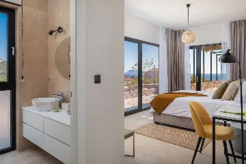 Modern Villa Retreat with Pool, Komiža