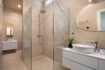 Modern Villa Retreat with Pool, Komiža