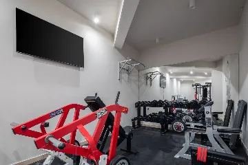 Modern Villa Retreat with Pool, Komiža