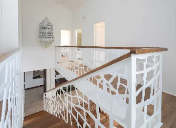 Modern 6-Bedroom Villa with Pool in Kaštel Lukšić