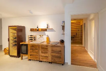 Modern 6-Bedroom Villa with Pool in Kaštel Lukšić