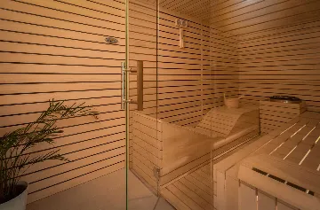 Modern 6-Bedroom Villa with Pool in Kaštel Lukšić