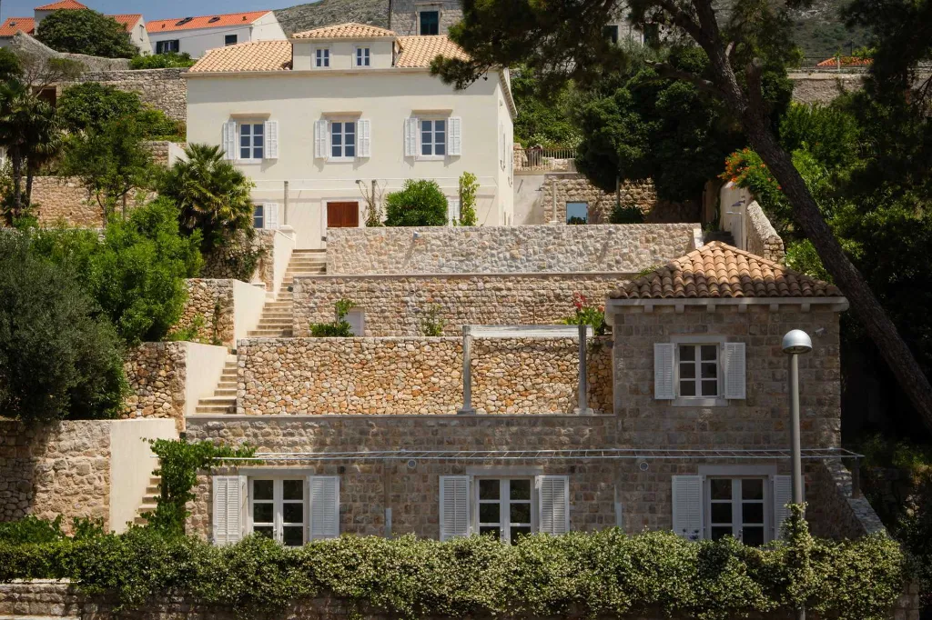 Spacious Villa Retreat with Pool in Dubrovnik
