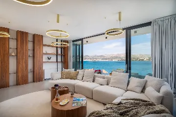 Modern Seaside Villa with Pool in Okrug Gornji