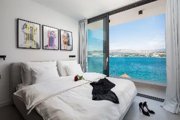 Modern Seaside Villa with Pool in Okrug Gornji