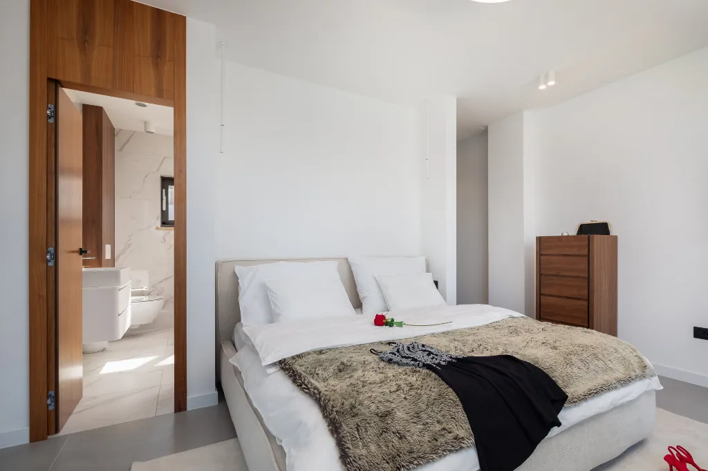 Modern Seaside Villa with Pool in Okrug Gornji