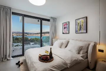 Modern Seaside Villa with Pool in Okrug Gornji